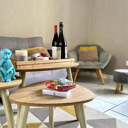 Logis Du Parc By Melrose Apartment Bayeux Luaran gambar