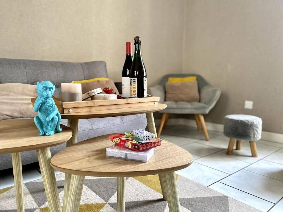 Logis Du Parc By Melrose Apartment Bayeux Luaran gambar