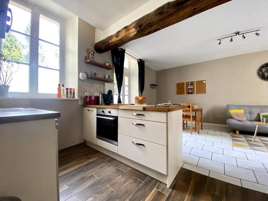Logis Du Parc By Melrose Apartment Bayeux Luaran gambar